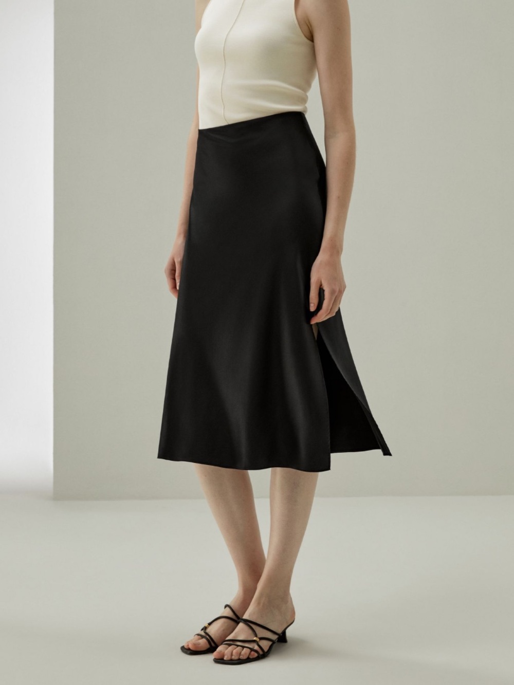 Lilysilk Minimalist Aesthetic Silk Poppy Skirt Size 2 Black